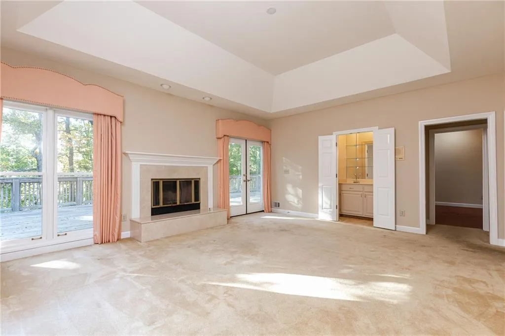44 Ridgemere Trace, Sandy Springs, Georgia 30328, 3 Bedrooms Bedrooms, ,2 BathroomsBathrooms,Residential,Sold,44 Ridgemere Trace,6807046