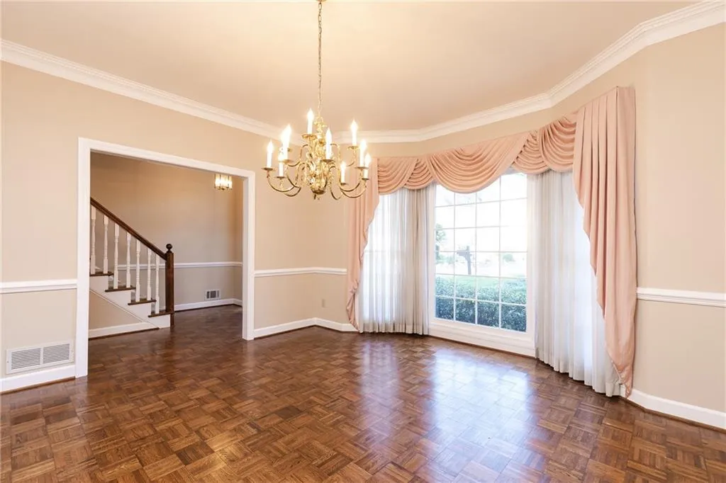 44 Ridgemere Trace, Sandy Springs, Georgia 30328, 3 Bedrooms Bedrooms, ,2 BathroomsBathrooms,Residential,Sold,44 Ridgemere Trace,6807046