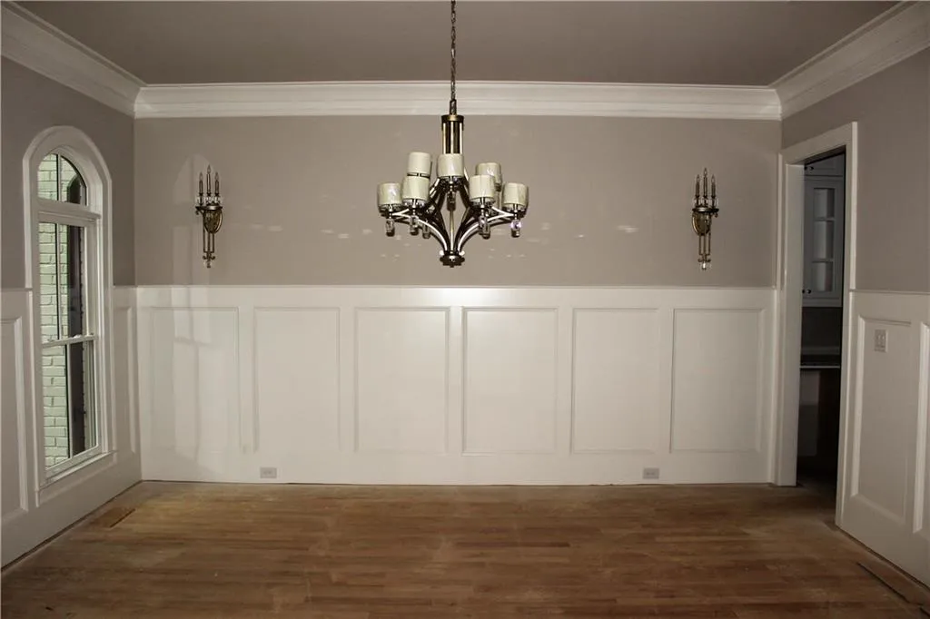 4555 Lake Forrest Drive, Atlanta, Georgia 30342, 5 Bedrooms Bedrooms, ,5 BathroomsBathrooms,Residential,Sold,4555 Lake Forrest Drive,5539964