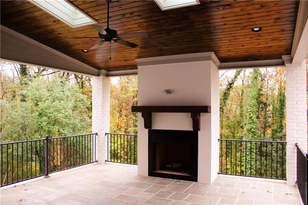 4555 Lake Forrest Drive, Atlanta, Georgia 30342, 5 Bedrooms Bedrooms, ,5 BathroomsBathrooms,Residential,Sold,4555 Lake Forrest Drive,5539964