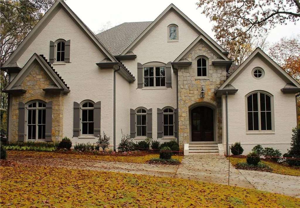 4555 Lake Forrest Drive, Atlanta, Georgia 30342, 5 Bedrooms Bedrooms, ,5 BathroomsBathrooms,Residential,Sold,4555 Lake Forrest Drive,5539964