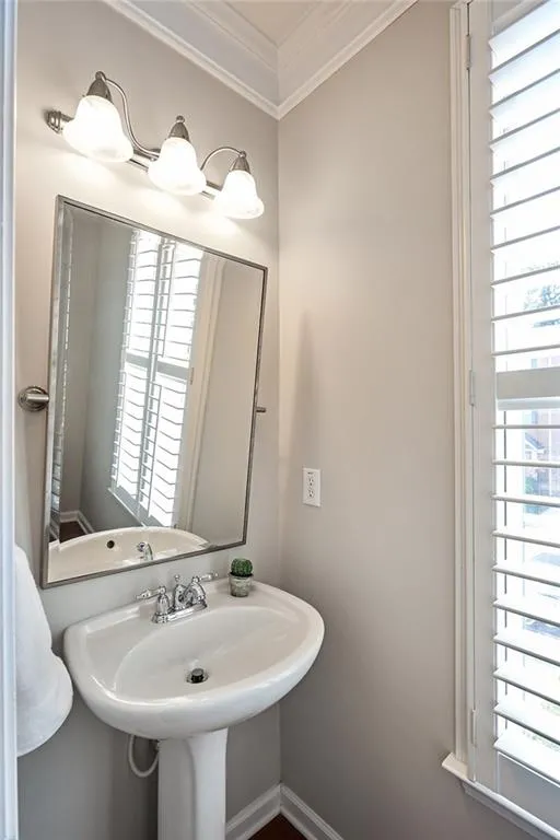 7871 Kiverton Place, Sandy Springs, Georgia 30350, 3 Bedrooms Bedrooms, ,3 BathroomsBathrooms,Residential,Sold,7871 Kiverton Place,6762551