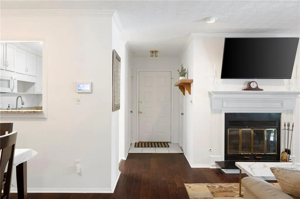 807 Woodcliff Drive, Sandy Springs, Georgia 30350, 2 Bedrooms Bedrooms, ,2 BathroomsBathrooms,Residential,For Sale,807 Woodcliff Drive,7576816