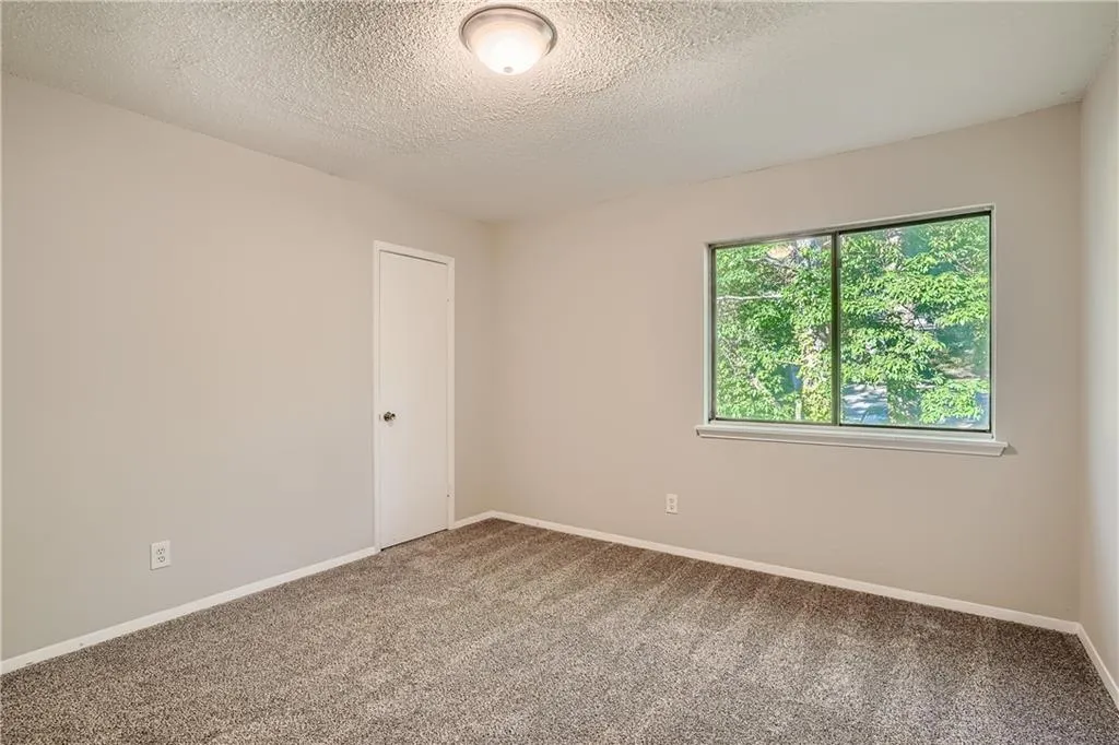 479 Granite Ridge Place, Sandy Springs, Georgia 30350, 2 Bedrooms Bedrooms, ,2 BathroomsBathrooms,Residential,Sold,479 Granite Ridge Place,7225173