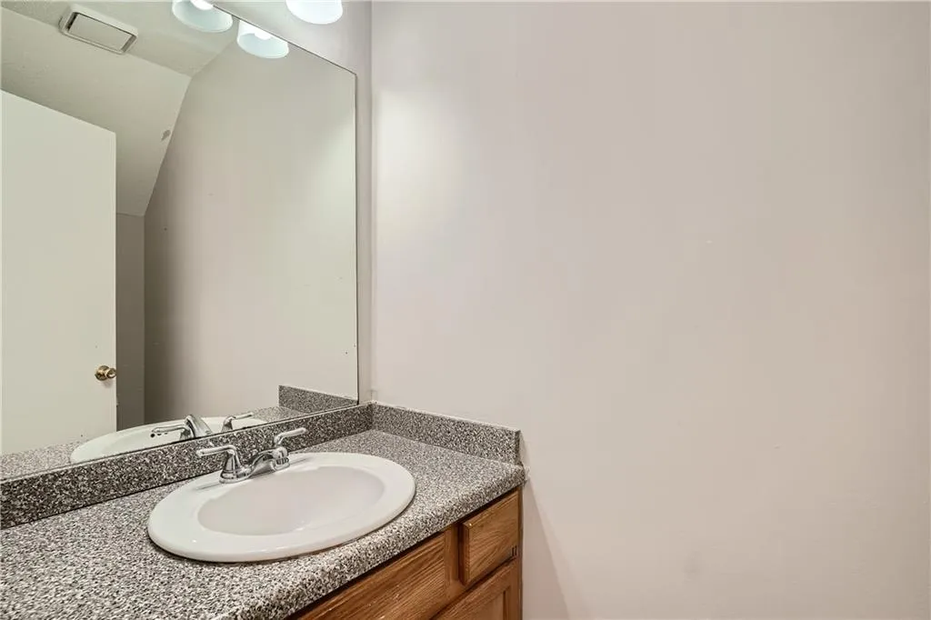 479 Granite Ridge Place, Sandy Springs, Georgia 30350, 2 Bedrooms Bedrooms, ,2 BathroomsBathrooms,Residential,Sold,479 Granite Ridge Place,7225173