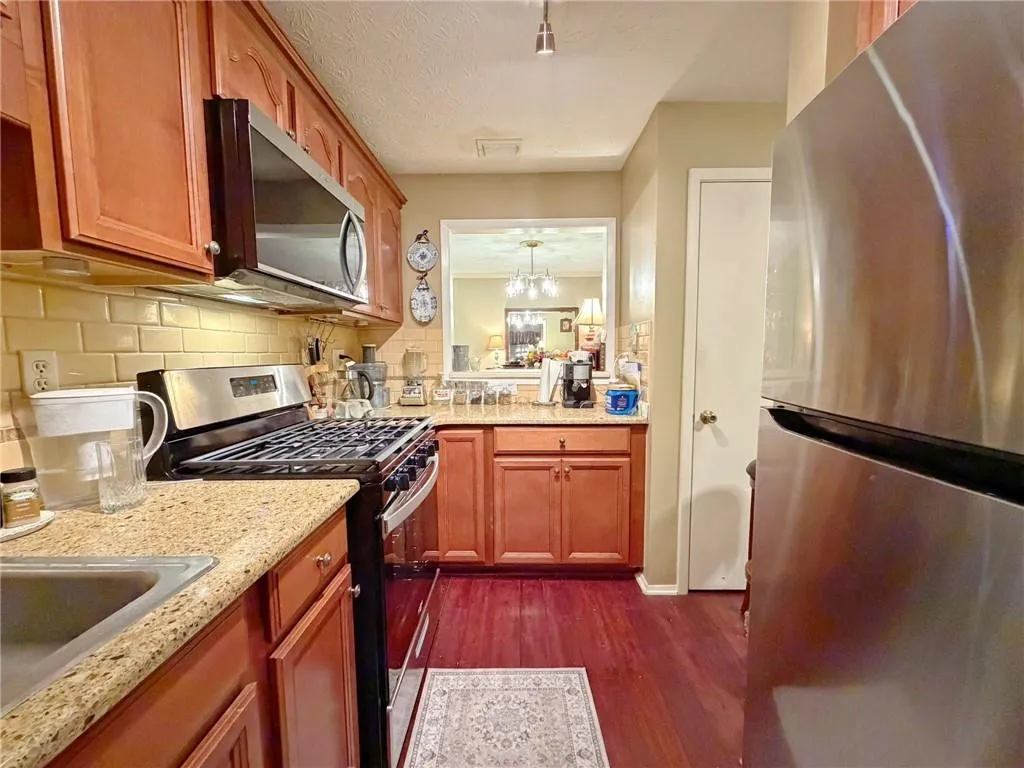1508 Woodcliff Drive, Sandy Springs, Georgia 30350, 2 Bedrooms Bedrooms, ,1 BathroomBathrooms,Residential,For Sale,1508 Woodcliff Drive,7751166