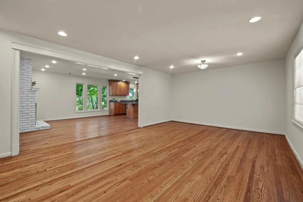5631 Sherrell Drive, Sandy Springs, Georgia 30342, 3 Bedrooms Bedrooms, ,2 BathroomsBathrooms,Residential,Sold,5631 Sherrell Drive,7046452