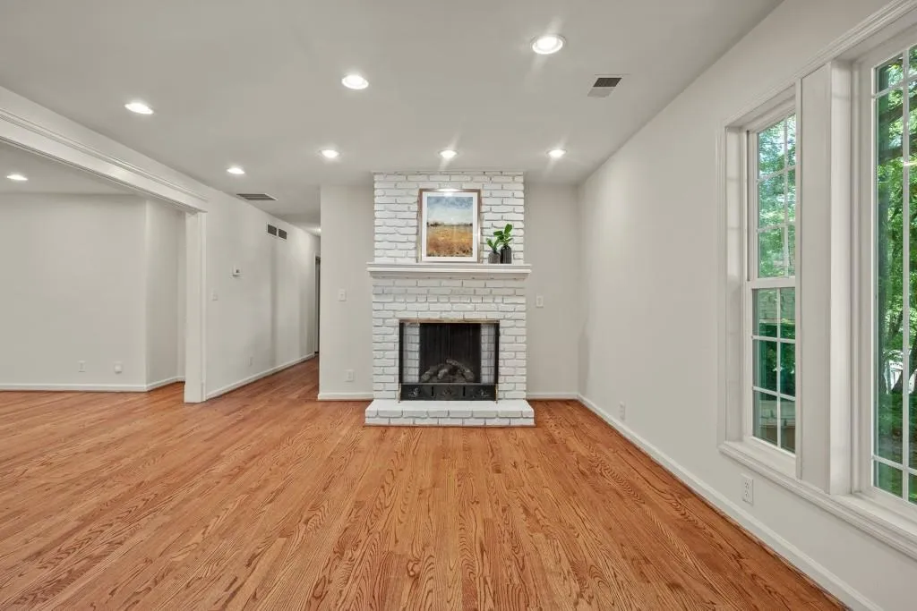 5631 Sherrell Drive, Sandy Springs, Georgia 30342, 3 Bedrooms Bedrooms, ,2 BathroomsBathrooms,Residential,Sold,5631 Sherrell Drive,7046452