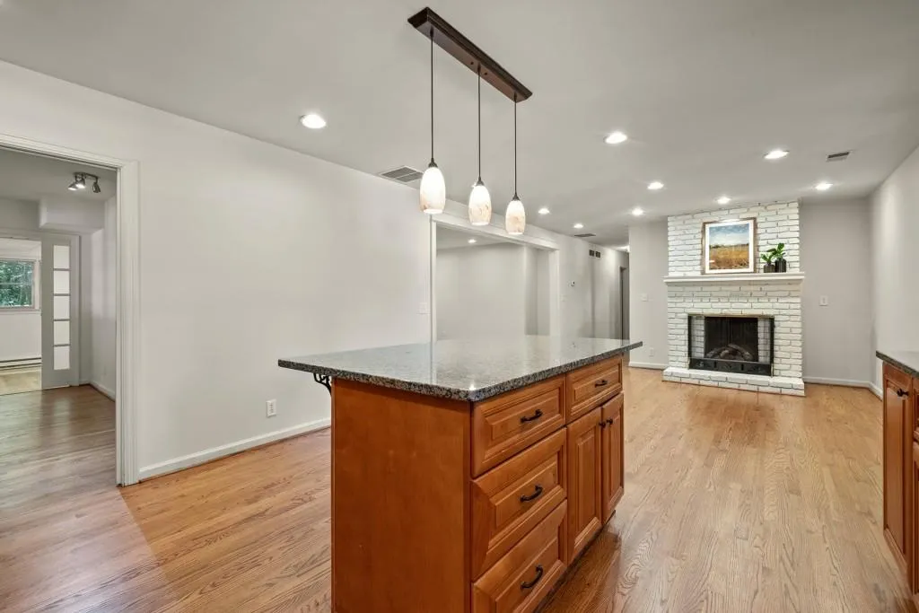 5631 Sherrell Drive, Sandy Springs, Georgia 30342, 3 Bedrooms Bedrooms, ,2 BathroomsBathrooms,Residential,Sold,5631 Sherrell Drive,7046452