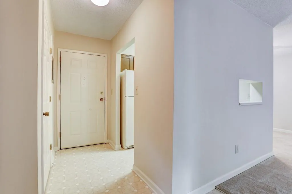 300 Johnson Ferry Road Ne Unit A309, Sandy Springs, Georgia 30328, 1 Bedroom Bedrooms, ,1 BathroomBathrooms,Residential,Sold,300 Johnson Ferry Road Ne Unit A309,6599666