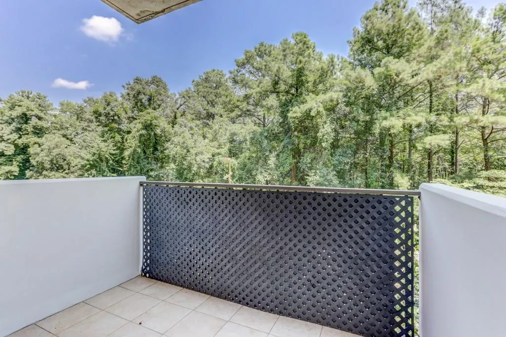 300 Johnson Ferry Road Ne Unit A309, Sandy Springs, Georgia 30328, 1 Bedroom Bedrooms, ,1 BathroomBathrooms,Residential,Sold,300 Johnson Ferry Road Ne Unit A309,6599666