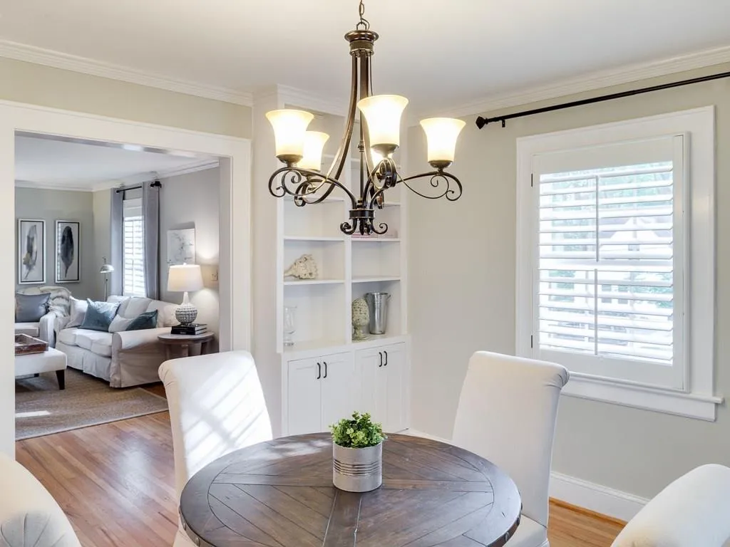 2389 Hurst Drive Ne, Atlanta, Georgia 30305, 5 Bedrooms Bedrooms, ,3 BathroomsBathrooms,Residential,Sold,2389 Hurst Drive Ne,5834362