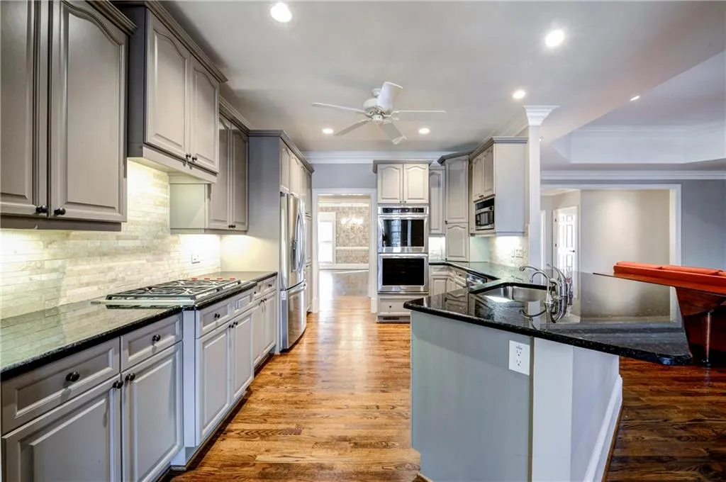 5534 Dupree Drive, Sandy Springs, Georgia 30327, 4 Bedrooms Bedrooms, ,4 BathroomsBathrooms,Residential,Sold,5534 Dupree Drive,5635870