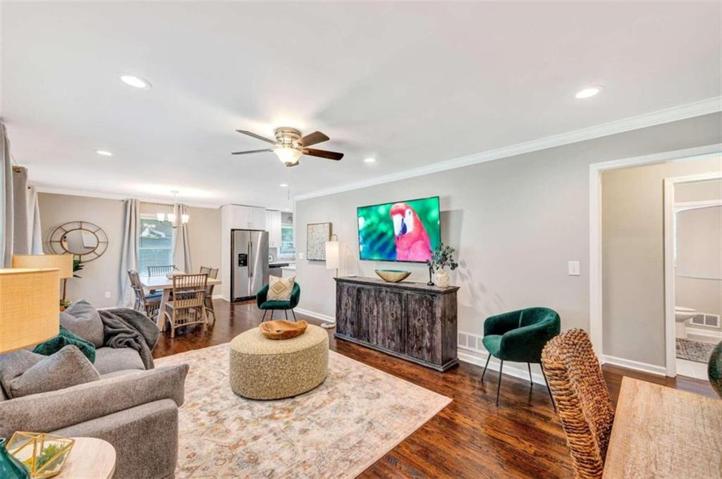 1376 Sandtown Road SW