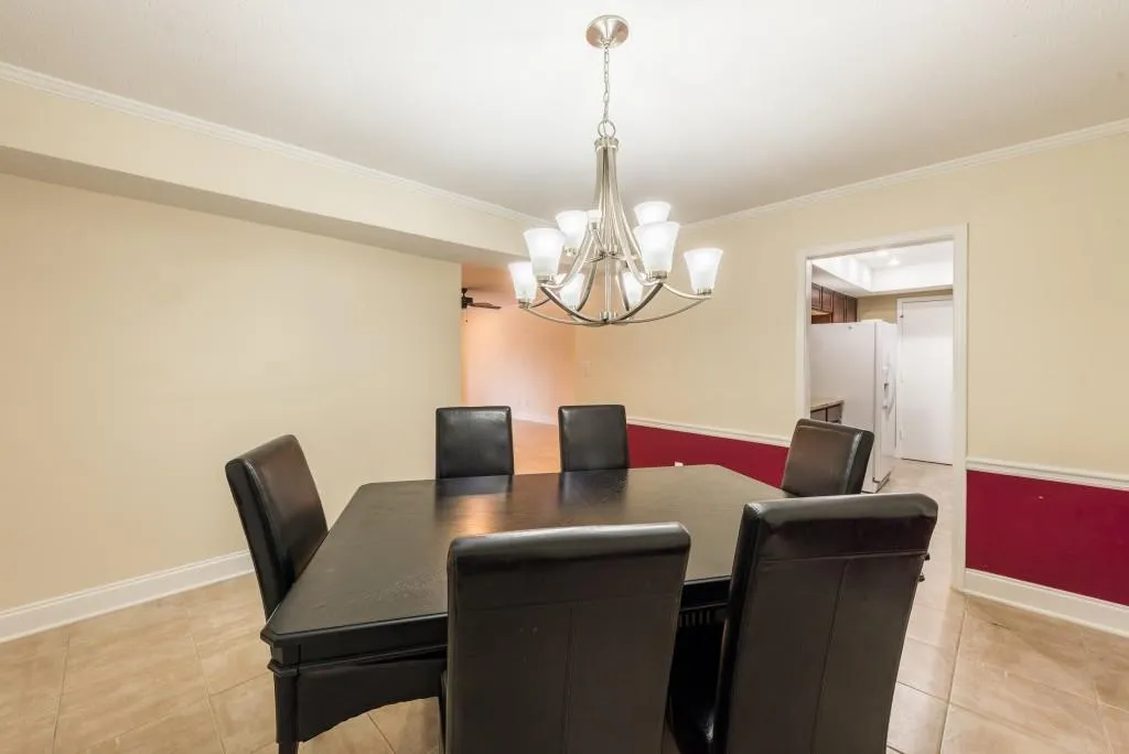 6851 Roswell Road Unit M7, Sandy Springs, Georgia 30328, 4 Bedrooms Bedrooms, ,2 BathroomsBathrooms,Residential,Sold,6851 Roswell Road Unit M7,5807982