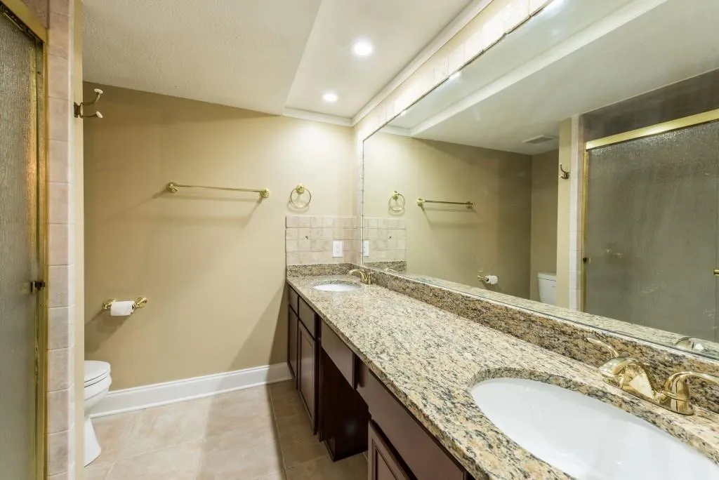 6851 Roswell Road Unit M7, Sandy Springs, Georgia 30328, 4 Bedrooms Bedrooms, ,2 BathroomsBathrooms,Residential,Sold,6851 Roswell Road Unit M7,5807982