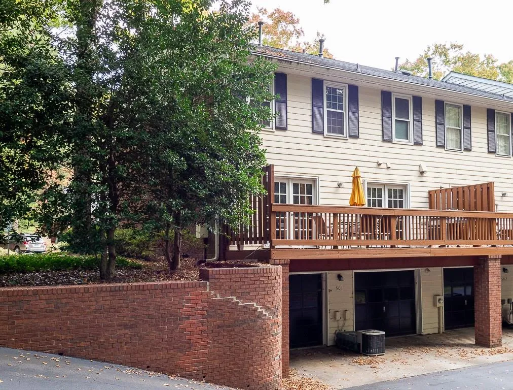 501 Dunwoody Chace, Atlanta, Georgia 30328, 4 Bedrooms Bedrooms, ,3 BathroomsBathrooms,Residential,Sold,501 Dunwoody Chace,6687906