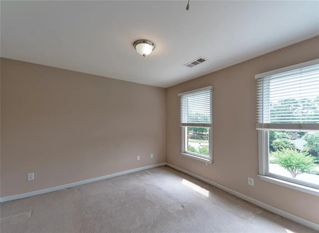 300 Halah Circle, Sandy Springs, Georgia 30328, 3 Bedrooms Bedrooms, ,2 BathroomsBathrooms,Residential,Sold,300 Halah Circle,6023008