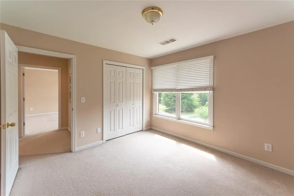 300 Halah Circle, Sandy Springs, Georgia 30328, 3 Bedrooms Bedrooms, ,2 BathroomsBathrooms,Residential,Sold,300 Halah Circle,6023008