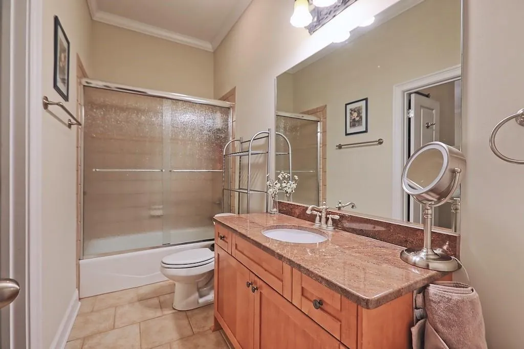 687 Royer Place, Atlanta, Georgia 30342, 4 Bedrooms Bedrooms, ,3 BathroomsBathrooms,Residential,Sold,687 Royer Place,6772306 687 Royer Place, Atlanta, Georgia 30342, 4 Bedrooms Bedrooms, ,3 BathroomsBathrooms,Residential,Sold,687 Royer Place,6772306