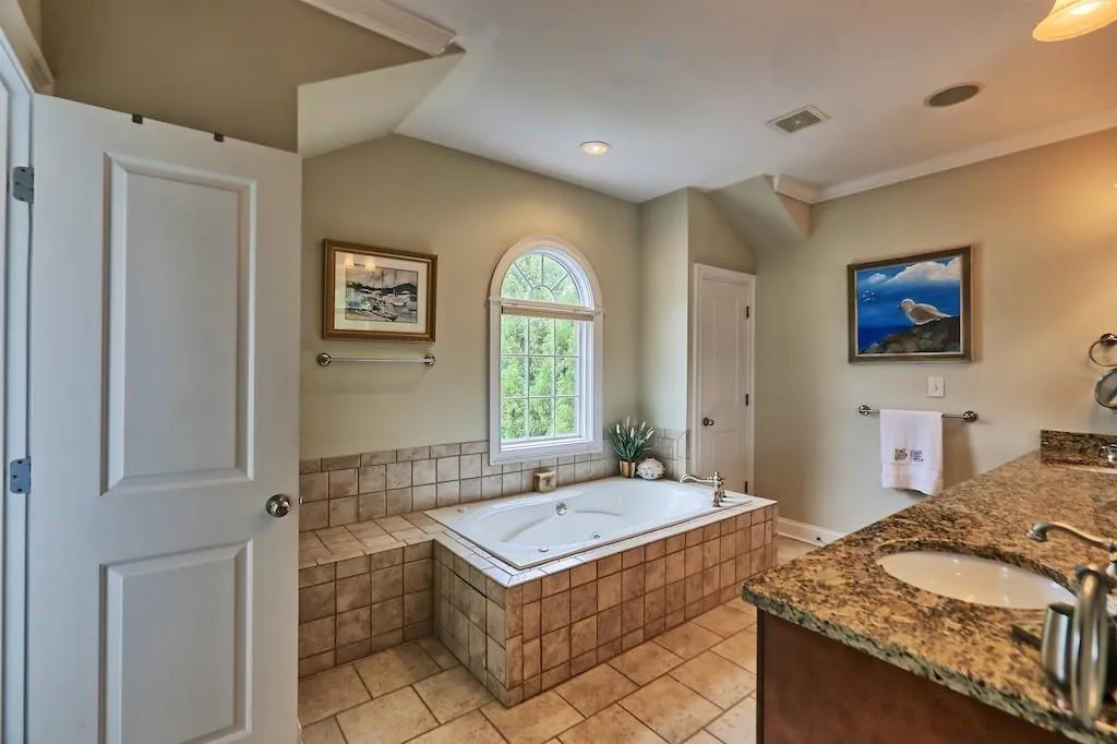 687 Royer Place, Atlanta, Georgia 30342, 4 Bedrooms Bedrooms, ,3 BathroomsBathrooms,Residential,Sold,687 Royer Place,6772306 687 Royer Place, Atlanta, Georgia 30342, 4 Bedrooms Bedrooms, ,3 BathroomsBathrooms,Residential,Sold,687 Royer Place,6772306