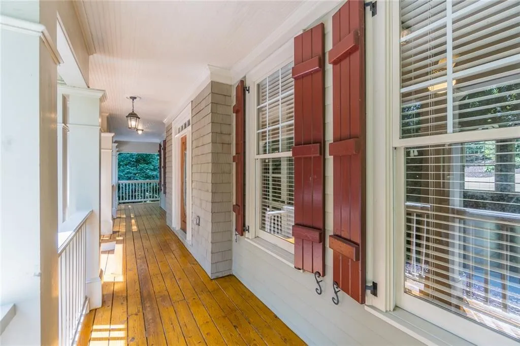 298 Tall Oaks Drive Ne, Atlanta, Georgia 30342, 5 Bedrooms Bedrooms, ,3 BathroomsBathrooms,Residential,Sold,298 Tall Oaks Drive Ne,6885156