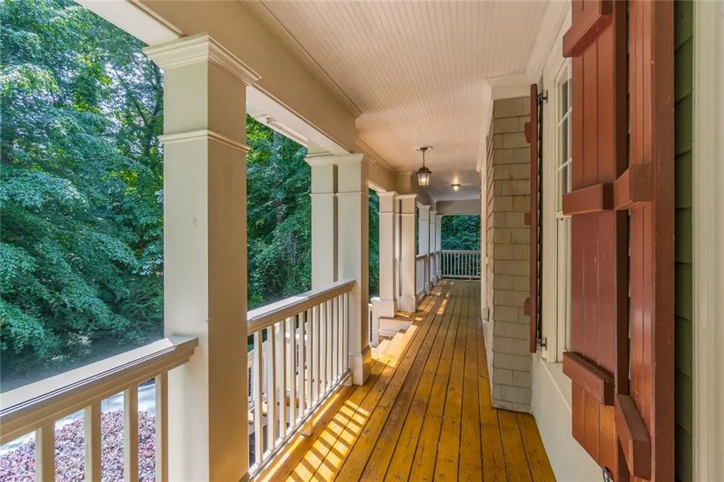 298 Tall Oaks Drive Ne, Atlanta, Georgia 30342, 5 Bedrooms Bedrooms, ,3 BathroomsBathrooms,Residential,Sold,298 Tall Oaks Drive Ne,6885156