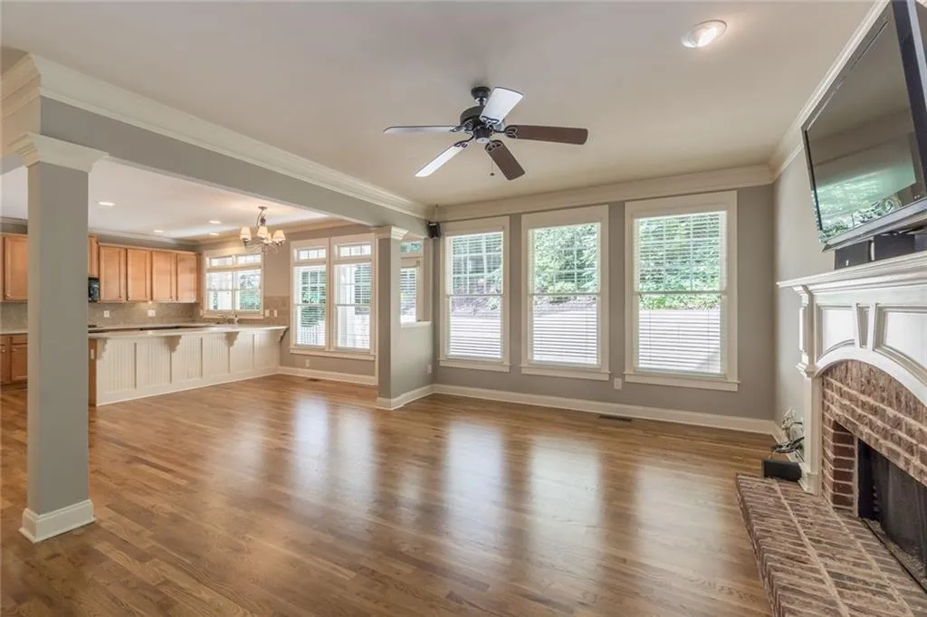 298 Tall Oaks Drive Ne, Atlanta, Georgia 30342, 5 Bedrooms Bedrooms, ,3 BathroomsBathrooms,Residential,Sold,298 Tall Oaks Drive Ne,6885156
