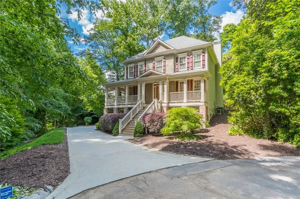 298 Tall Oaks Drive Ne, Atlanta, Georgia 30342, 5 Bedrooms Bedrooms, ,3 BathroomsBathrooms,Residential,Sold,298 Tall Oaks Drive Ne,6885156