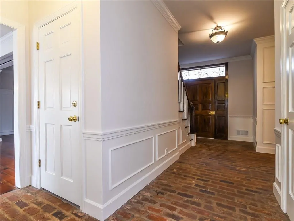 8680 The 5th Green, Sandy Springs, Georgia 30350, 6 Bedrooms Bedrooms, ,4 BathroomsBathrooms,Residential,Sold,8680 The 5th Green,5768696