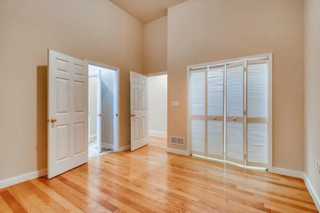 1050 Edgewater Drive, Sandy Springs, Georgia 30328, 5 Bedrooms Bedrooms, ,4 BathroomsBathrooms,Residential,Sold,1050 Edgewater Drive,6725674