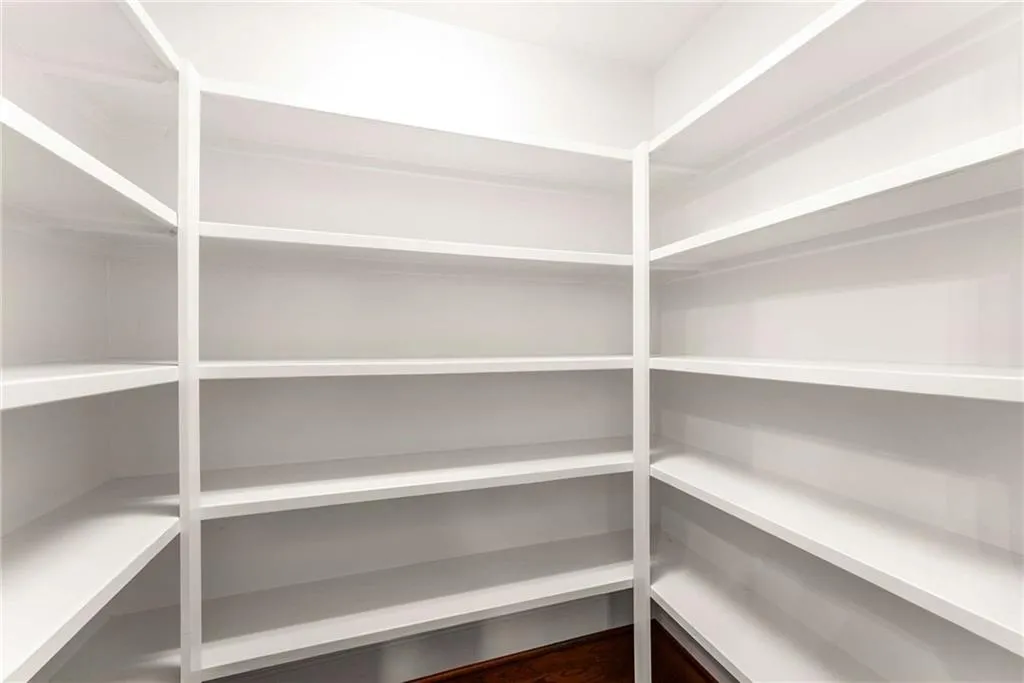 4706 Powers Ferry Road, Atlanta, Georgia 30327, 5 Bedrooms Bedrooms, ,5 BathroomsBathrooms,Residential,Sold,4706 Powers Ferry Road,7449452