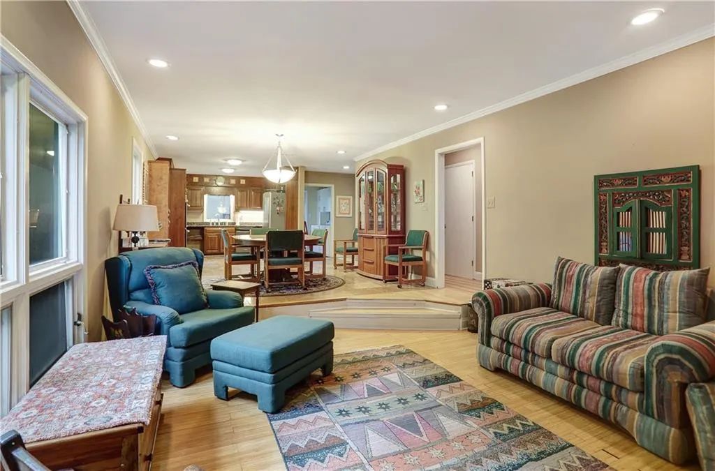 1255 Old Woodbine Road, Atlanta, Georgia 30319, 4 Bedrooms Bedrooms, ,2 BathroomsBathrooms,Residential,For Sale,1255 Old Woodbine Road,7621792