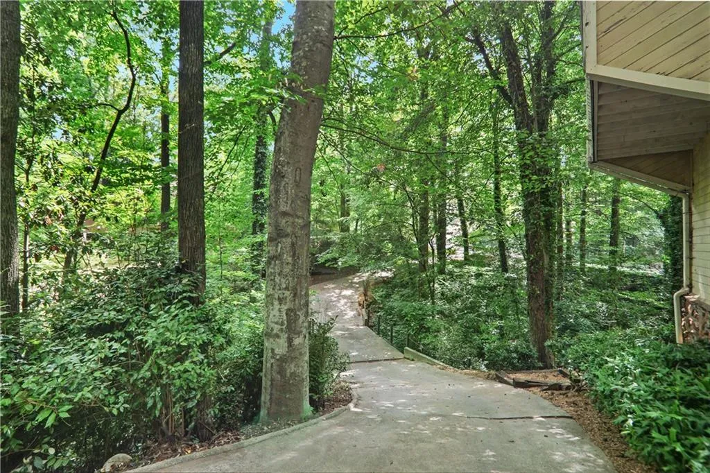 1255 Old Woodbine Road, Atlanta, Georgia 30319, 4 Bedrooms Bedrooms, ,2 BathroomsBathrooms,Residential,For Sale,1255 Old Woodbine Road,7621792