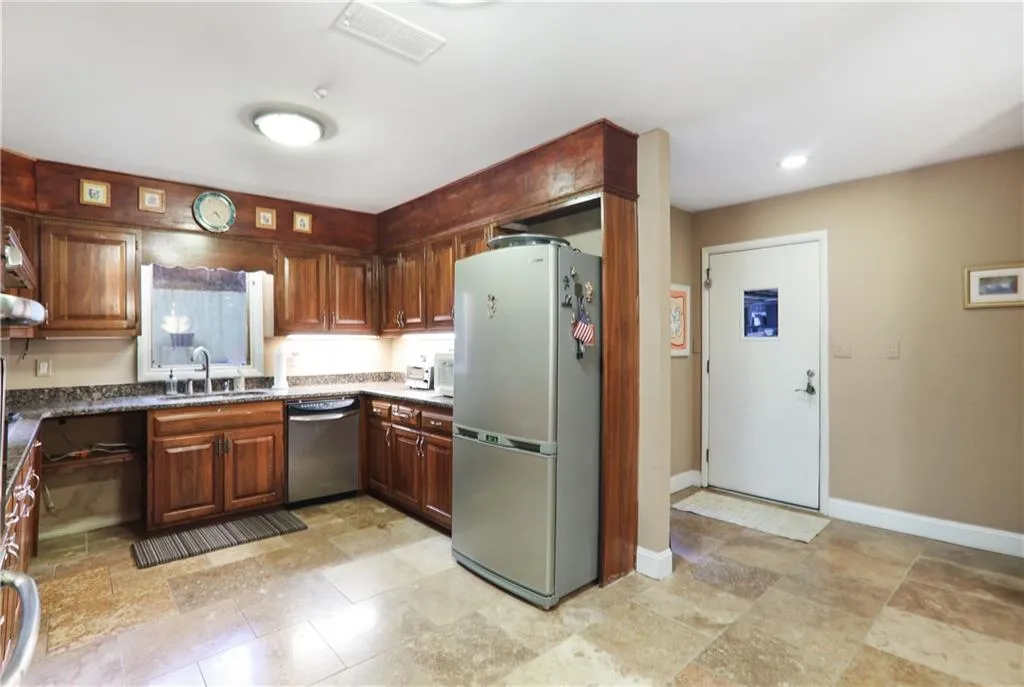 1255 Old Woodbine Road, Atlanta, Georgia 30319, 4 Bedrooms Bedrooms, ,2 BathroomsBathrooms,Residential,For Sale,1255 Old Woodbine Road,7621792