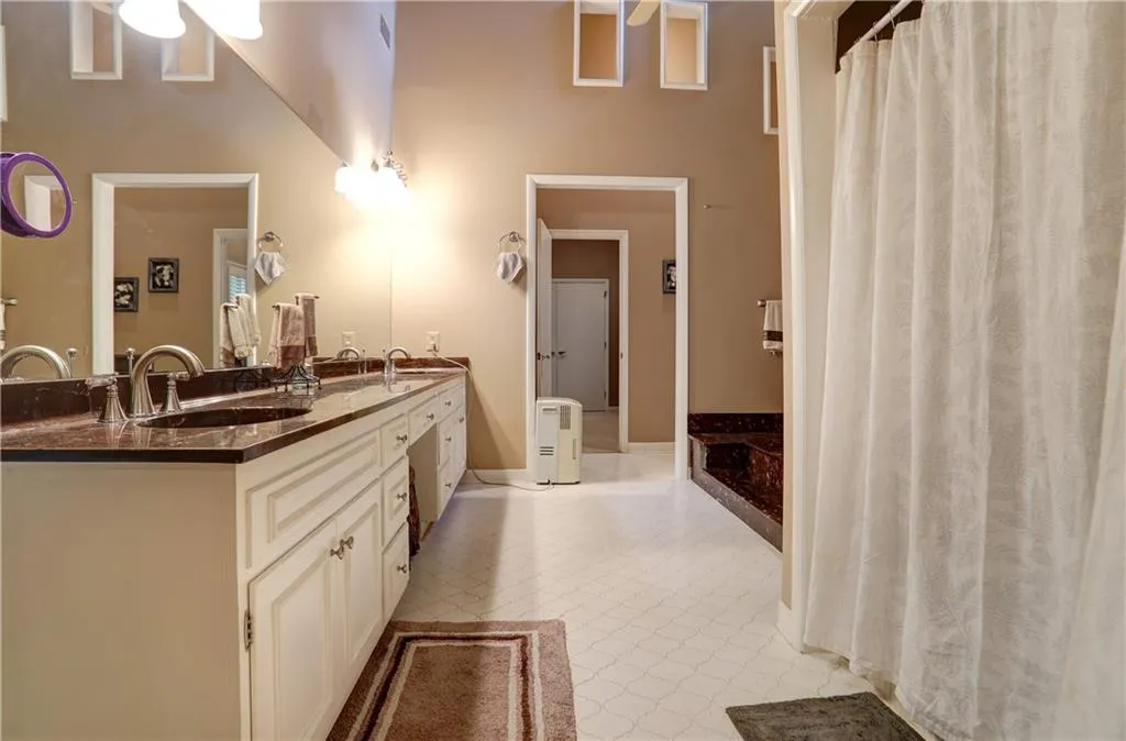 1255 Old Woodbine Road, Atlanta, Georgia 30319, 4 Bedrooms Bedrooms, ,2 BathroomsBathrooms,Residential,For Sale,1255 Old Woodbine Road,7621792