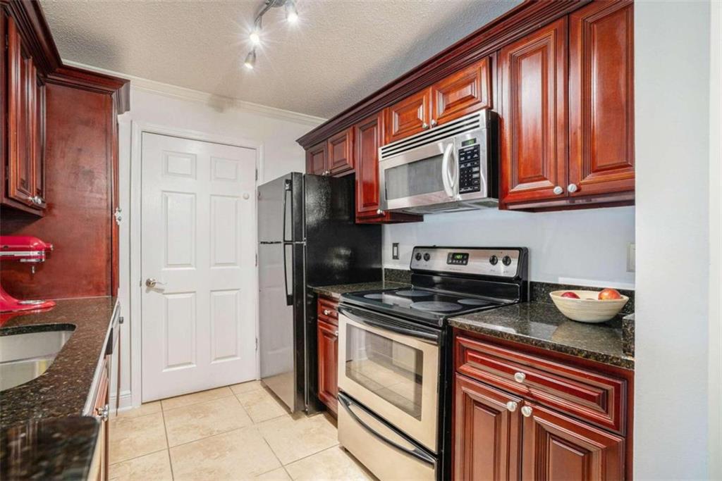 5301 Santa Fe Parkway, Sandy Springs, Georgia 30350, 3 Bedrooms Bedrooms, ,2 BathroomsBathrooms,Residential,Sold,5301 Santa Fe Parkway,7337965