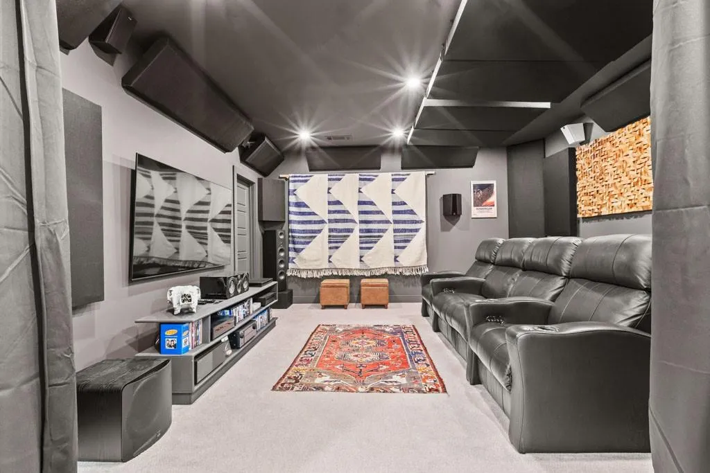 Professionally soundproofed