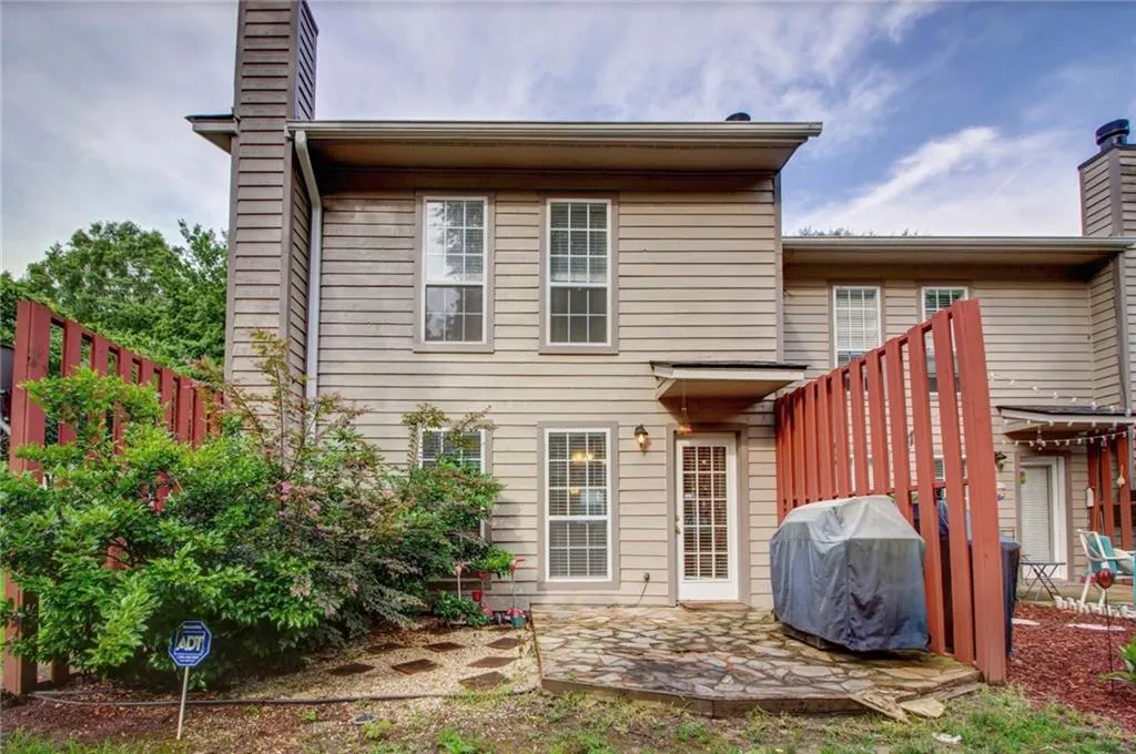 604 Masons Creek Circle, Atlanta, Georgia 30350, 2 Bedrooms Bedrooms, ,2 BathroomsBathrooms,Residential,Sold,604 Masons Creek Circle,6019463