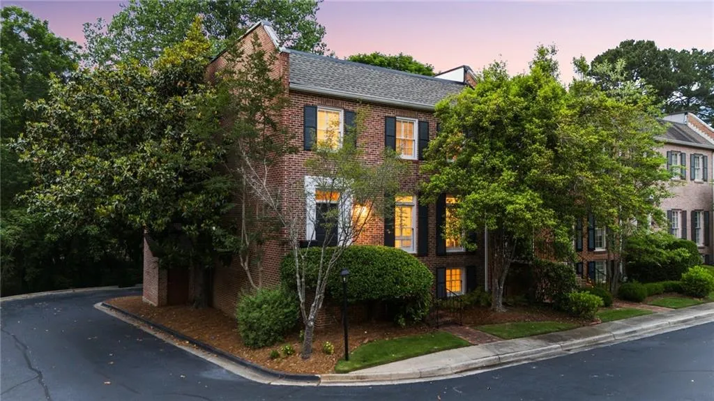 3532 Paces Place Nw, Atlanta, Georgia 30327, 4 Bedrooms Bedrooms, ,3 BathroomsBathrooms,Residential,For Sale,3532 Paces Place Nw,7670857 3532 Paces Place Nw, Atlanta, Georgia 30327, 4 Bedrooms Bedrooms, ,3 BathroomsBathrooms,Residential,For Sale,3532 Paces Place Nw,7670857