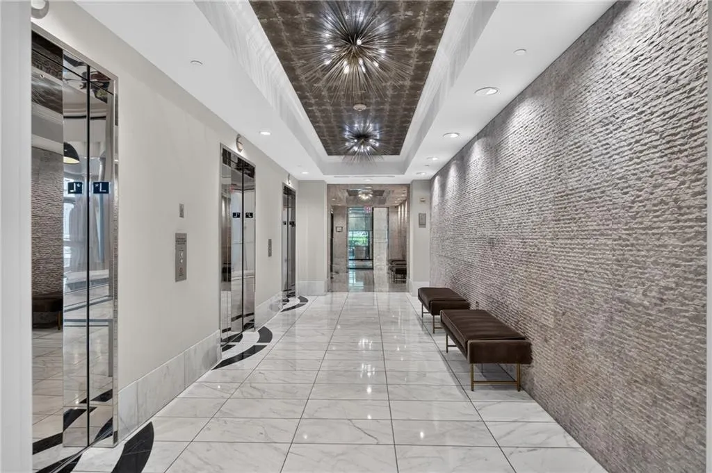 325 E Paces Ferry Road Ne Unit 1702, Atlanta, Georgia 30305, 2 Bedrooms Bedrooms, 0 ,2 BathroomsBathrooms,Residential,For Sale,325 E Paces Ferry Road Ne Unit 1702,7823994