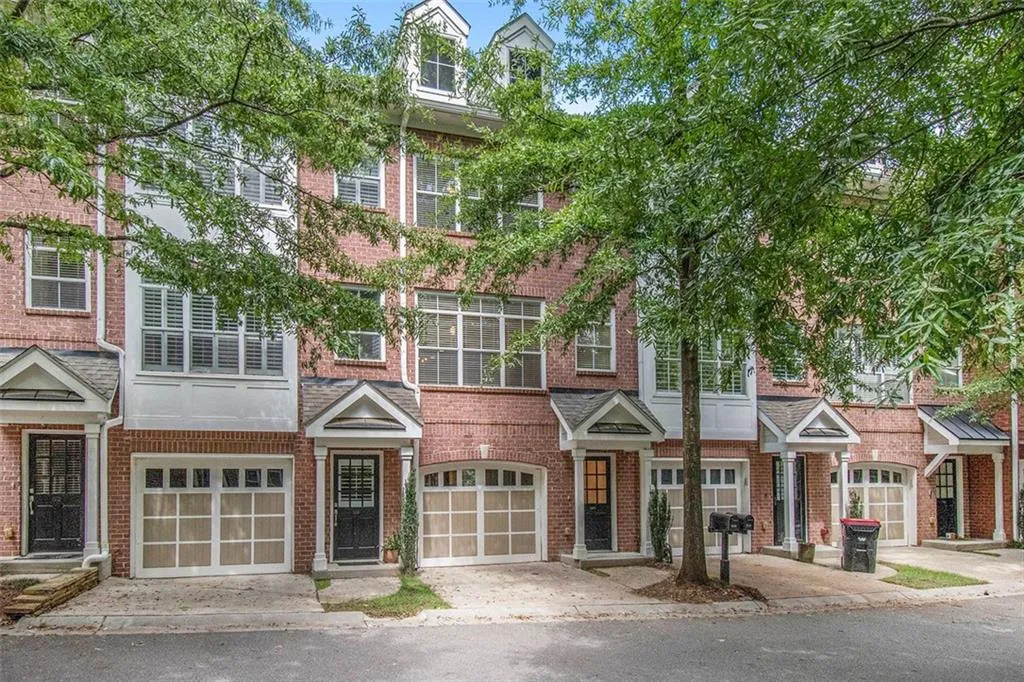 1140 Glenridge Place, Sandy Springs, Georgia 30342, 1 Bedroom Bedrooms, ,1 BathroomBathrooms,Residential,Sold,1140 Glenridge Place,6939497