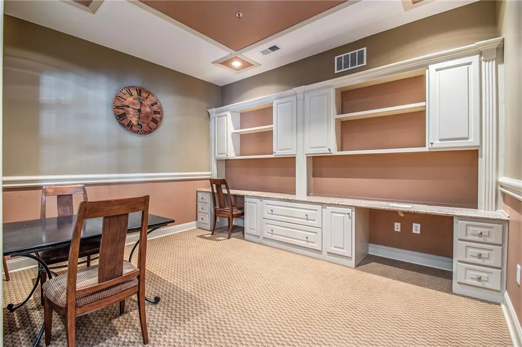 1140 Glenridge Place, Sandy Springs, Georgia 30342, 1 Bedroom Bedrooms, ,1 BathroomBathrooms,Residential,Sold,1140 Glenridge Place,6939497