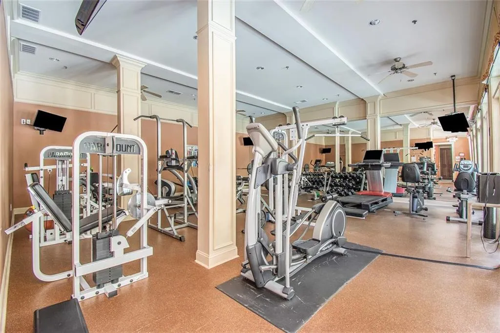 1140 Glenridge Place, Sandy Springs, Georgia 30342, 1 Bedroom Bedrooms, ,1 BathroomBathrooms,Residential,Sold,1140 Glenridge Place,6939497