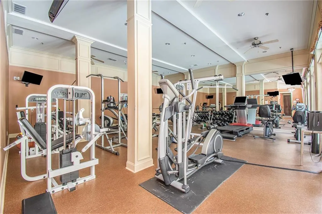 1140 Glenridge Place, Sandy Springs, Georgia 30342, 1 Bedroom Bedrooms, ,1 BathroomBathrooms,Residential,Sold,1140 Glenridge Place,6939497