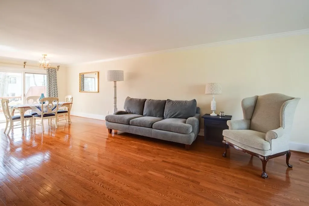 62 Basswood Circle, Sandy Springs, Georgia 30328, 3 Bedrooms Bedrooms, ,3 BathroomsBathrooms,Residential,Sold,62 Basswood Circle,6568276