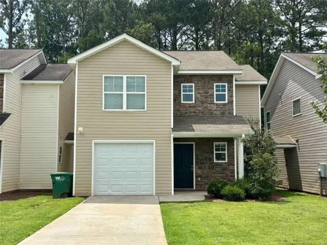 629 Carlton Pointe Drive, Palmetto, Georgia 30268
