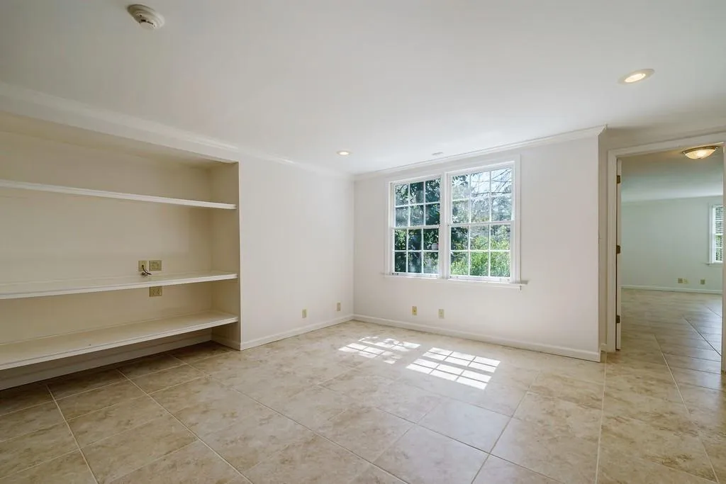 8015 Innsbruck Drive, Sandy Springs, Georgia 30350, 5 Bedrooms Bedrooms, ,4 BathroomsBathrooms,Residential,Sold,8015 Innsbruck Drive,7020466