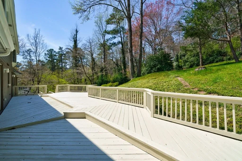 8015 Innsbruck Drive, Sandy Springs, Georgia 30350, 5 Bedrooms Bedrooms, ,4 BathroomsBathrooms,Residential,Sold,8015 Innsbruck Drive,7020466