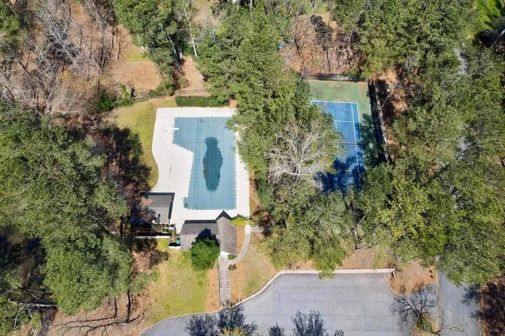8015 Innsbruck Drive, Sandy Springs, Georgia 30350, 5 Bedrooms Bedrooms, ,4 BathroomsBathrooms,Residential,Sold,8015 Innsbruck Drive,7020466